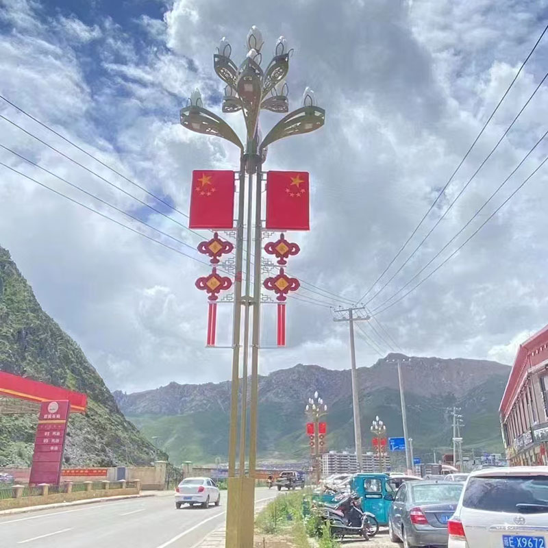 宁夏抱箍太阳能路灯生产厂家